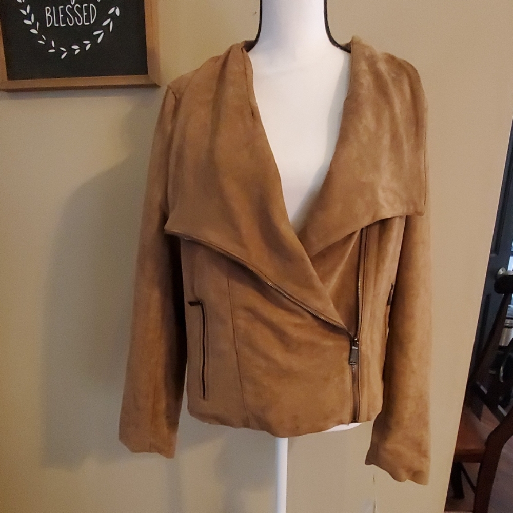 BNWT Womens BCBG  Faux Leather Jacket